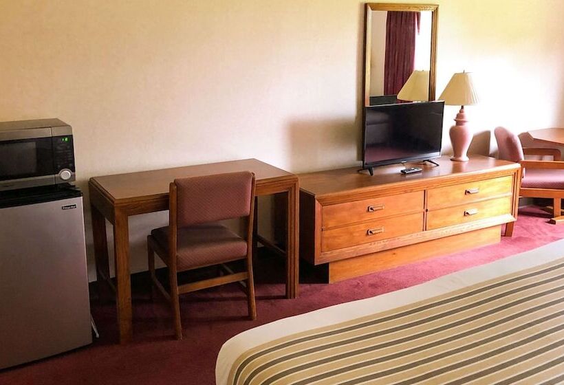 Magnuson Hotel Dixon