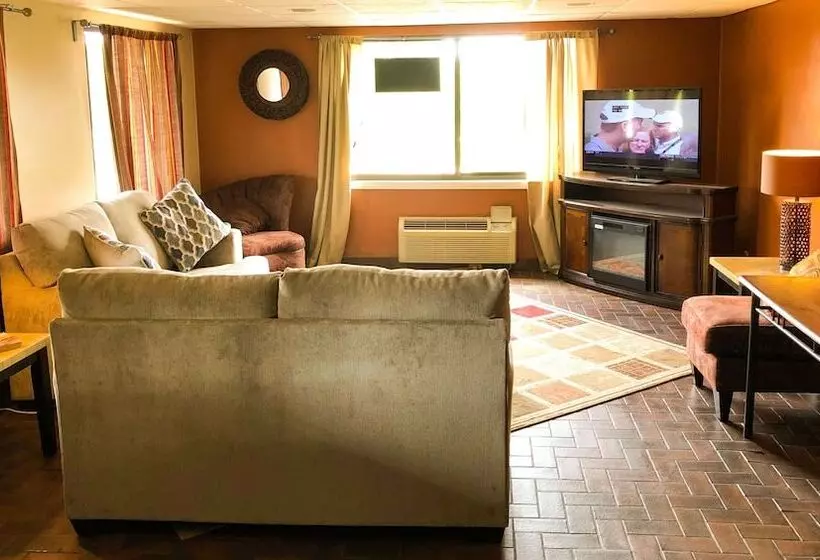 Magnuson Hotel Dixon