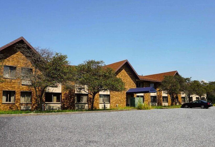 Magnuson Hotel Dixon