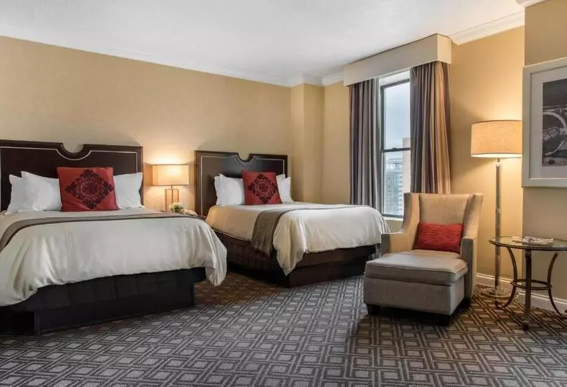 ホテル Omni Severin