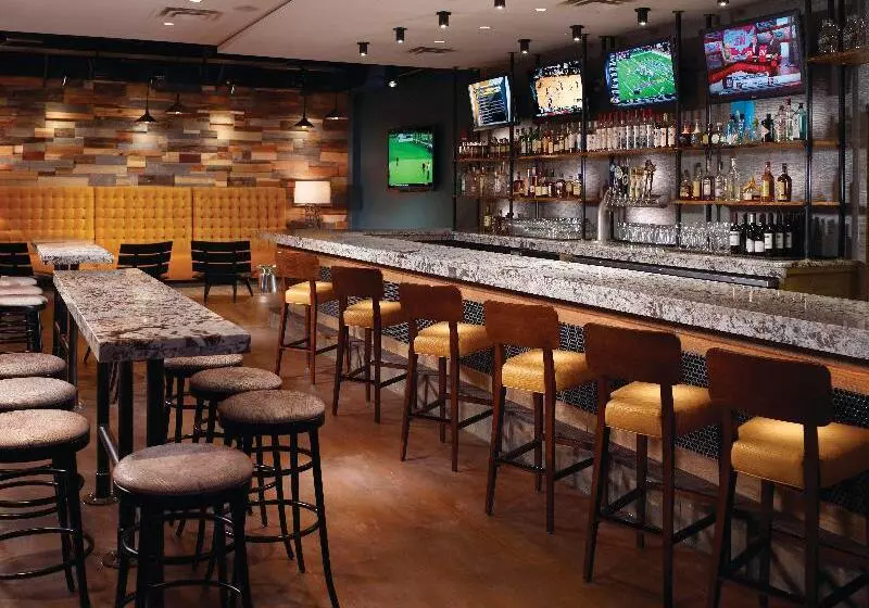 ホテル Omni Severin