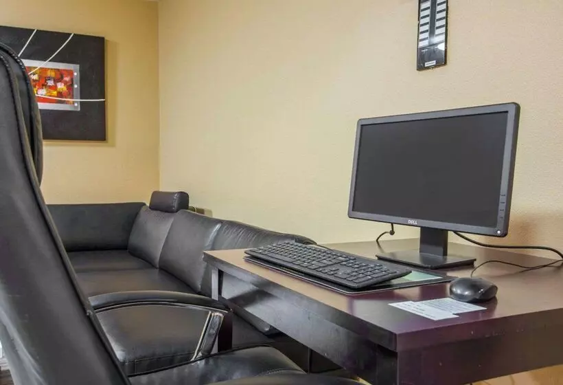 酒店 Quality Inn Near Mammoth Mountain Ski Resort