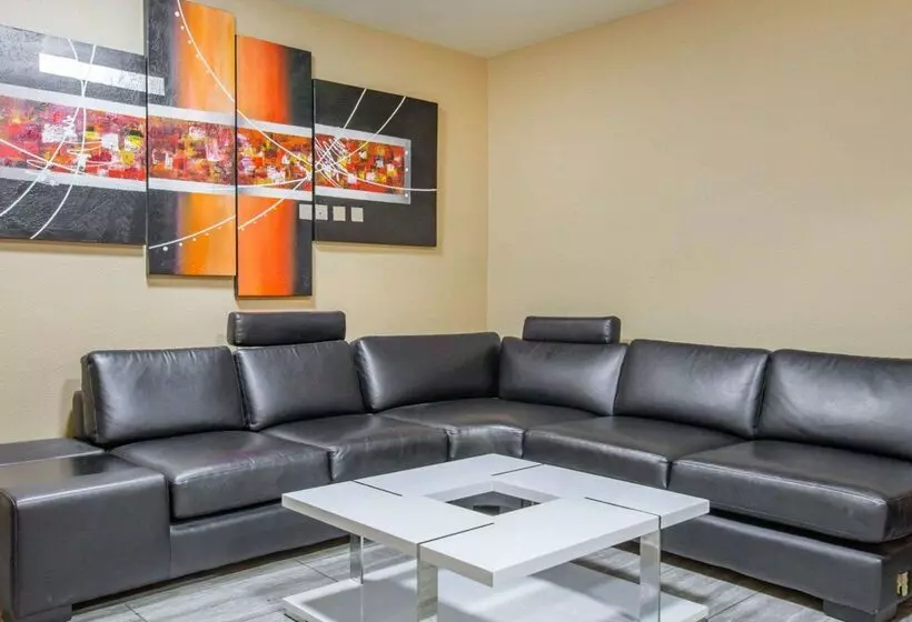 酒店 Quality Inn Near Mammoth Mountain Ski Resort