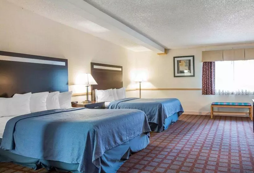 酒店 Quality Inn Near Mammoth Mountain Ski Resort