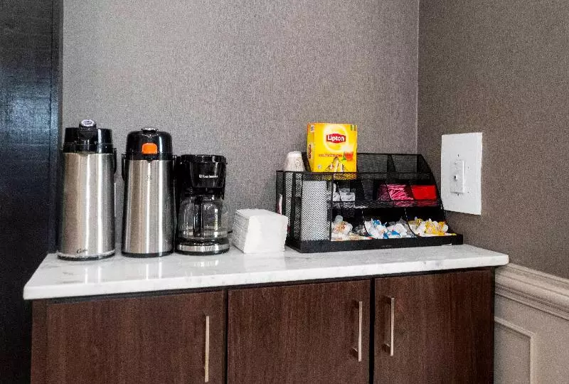 فندق Red Roof Inn Petersburg  Fort Lee