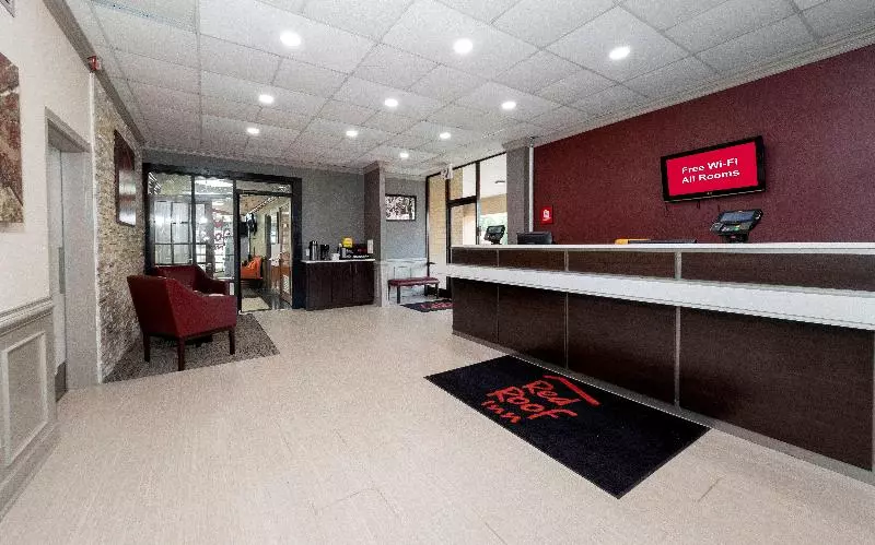 فندق Red Roof Inn Petersburg  Fort Lee