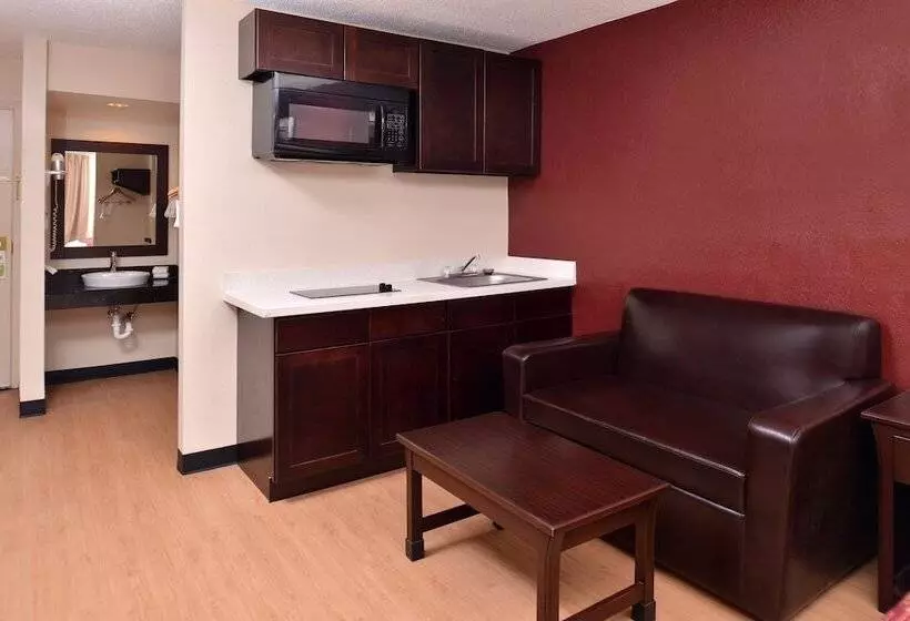 בית מלון כפרי Red Roof Inn Van Horn