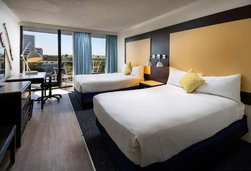 The Godfrey Hotel & Cabanas Tampa