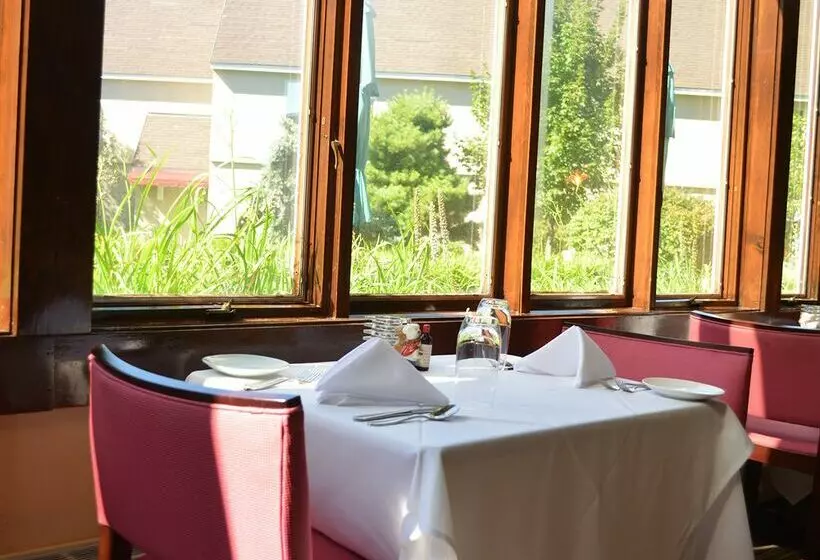 בית מלון כפרי The Orchards