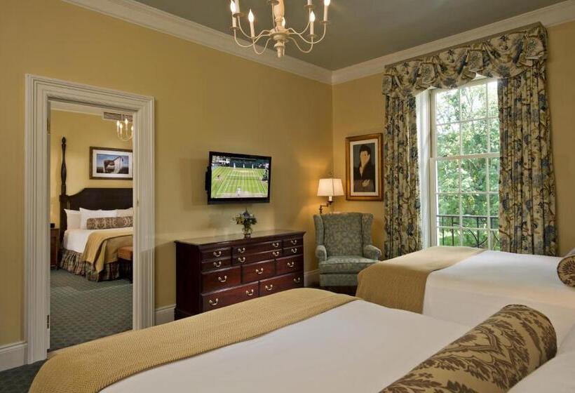 فندق The Otesaga Resort