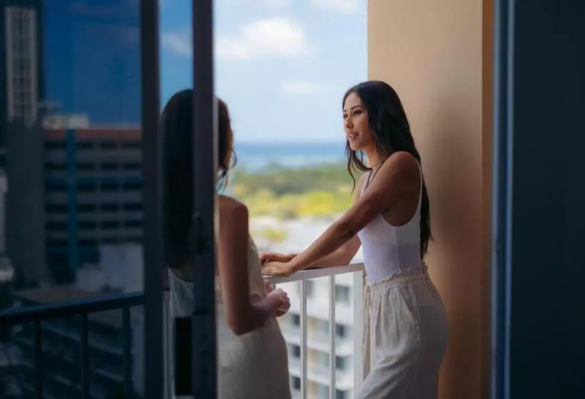 בית מלון כפרי Waikiki Malia