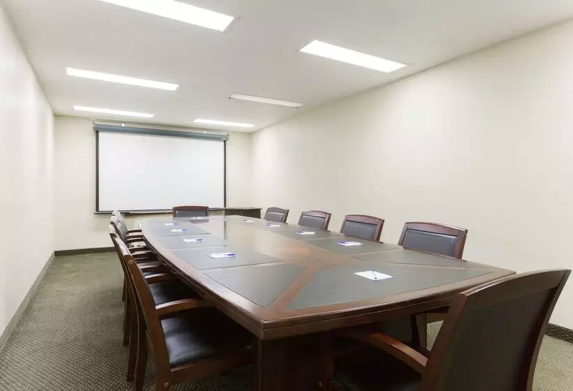 فندق Baymont By Wyndham Port Arthur   Groves Area