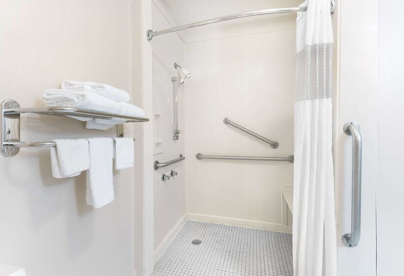 Hotel Baymont By Wyndham Port Arthur Groves Area