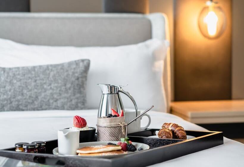 The Luxury Collection Hotel Manhattan Midtown