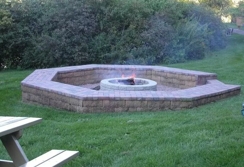 Hotel Crowne Plaza Minneapolis West, An Ihg