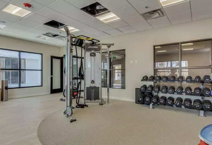 فندق Doubletree By Hilton Phoenix Chandler