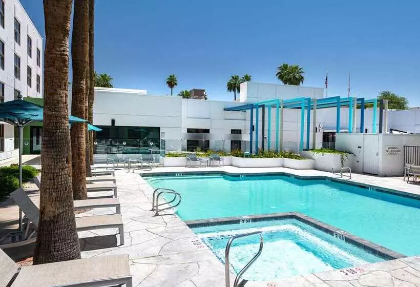 فندق Doubletree By Hilton Phoenix Chandler