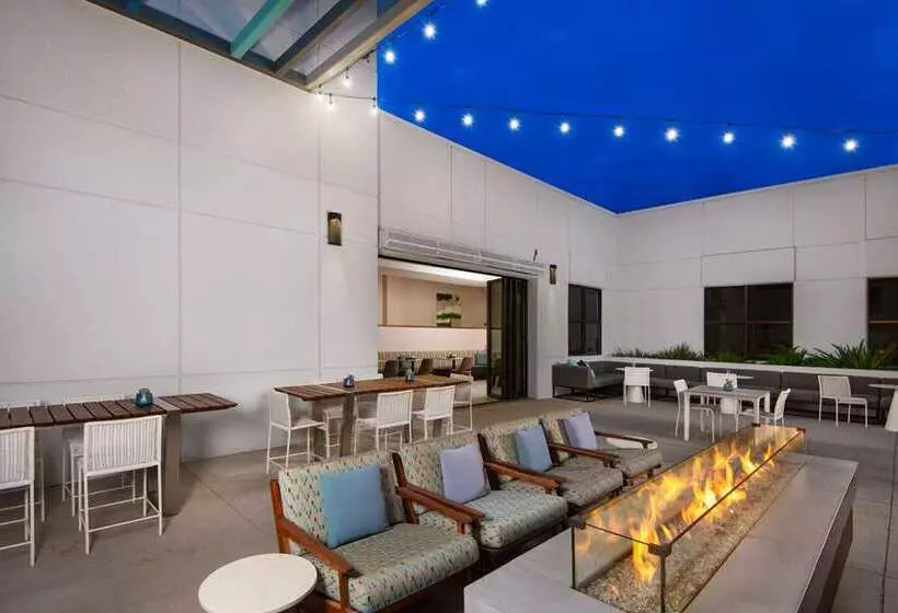 فندق Doubletree By Hilton Phoenix Chandler