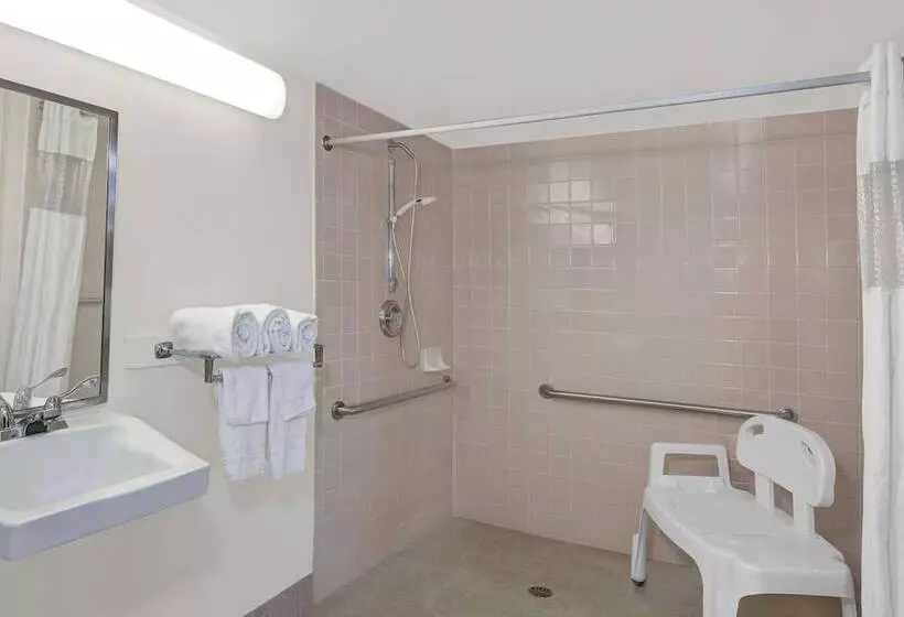 Szálloda Howard Johnson By Wyndham Ft. Myers Fl