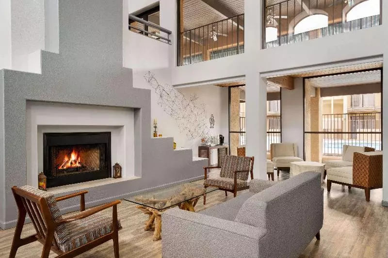 호텔 Ramada By Wyndham Tucson Airport