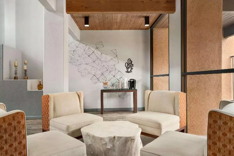 호텔 Ramada By Wyndham Tucson Airport