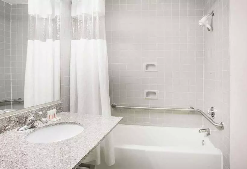 酒店 Ramada By Wyndham Wytheville