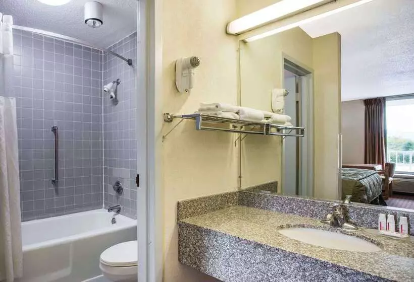 酒店 Ramada By Wyndham Wytheville