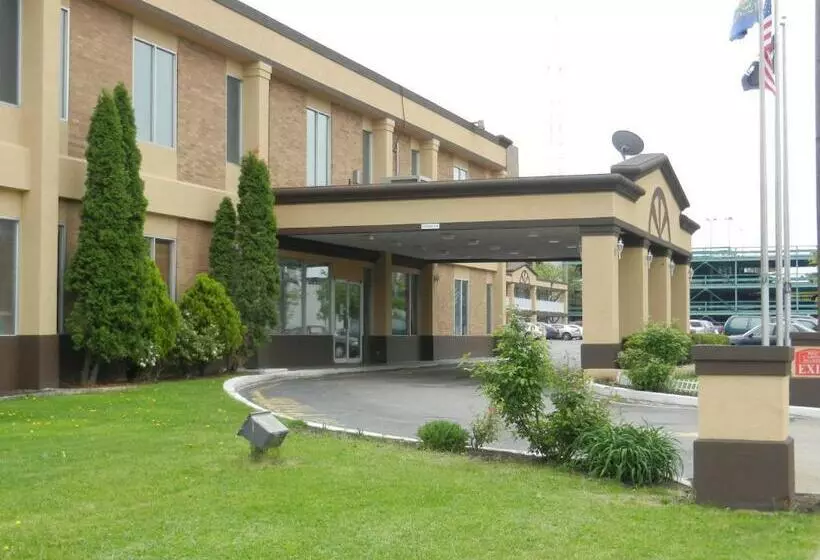 ホテル Red Carpet Inn And Suites Scranton