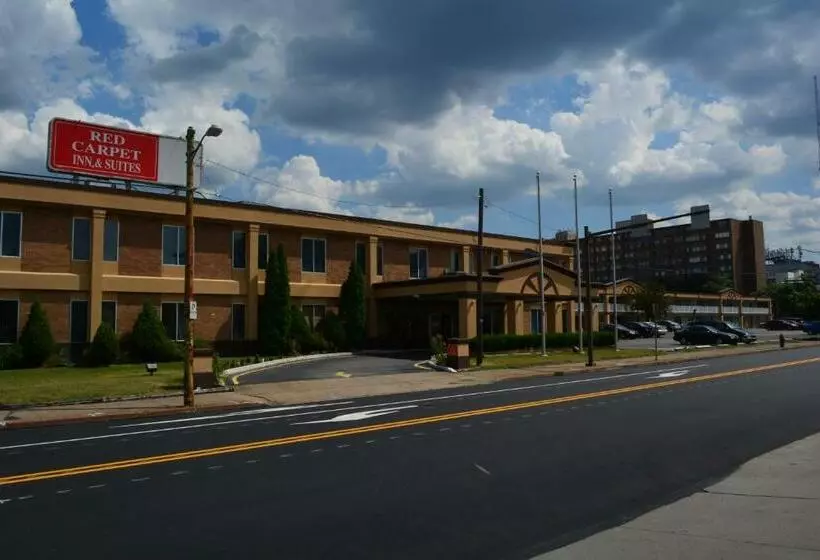 ホテル Red Carpet Inn And Suites Scranton