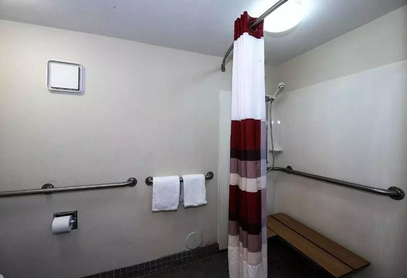 ホテル Red Roof Inn Columbus East  Reynoldsburg