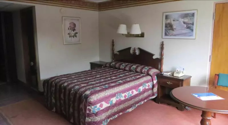 Hotel Riverside Motor Lodge