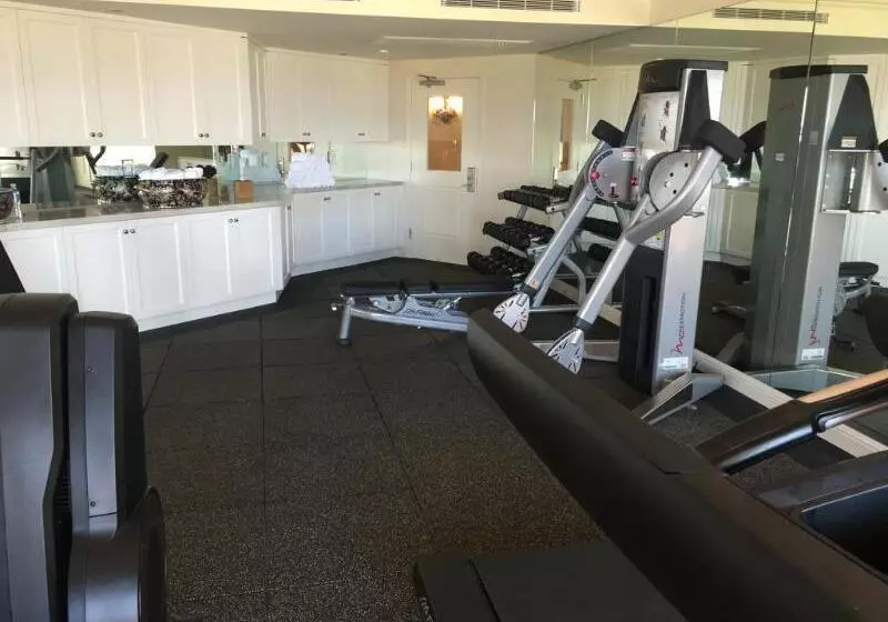 فندق Santa Barbara Inn