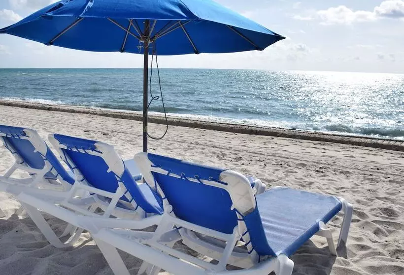 Отель Seacoast Suites On Miami Beach