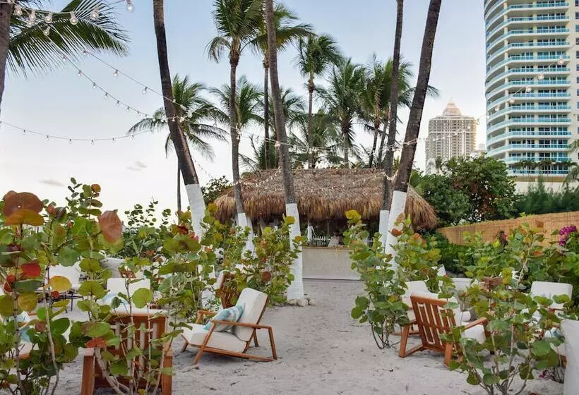 Отель Seacoast Suites On Miami Beach