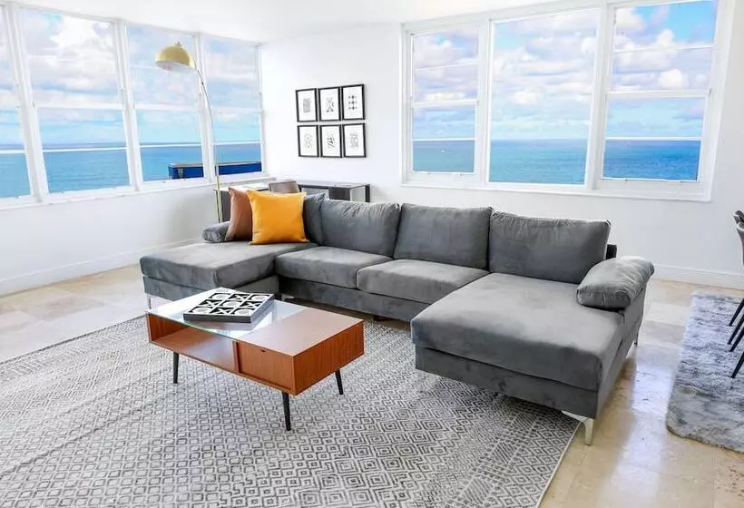 Отель Seacoast Suites On Miami Beach