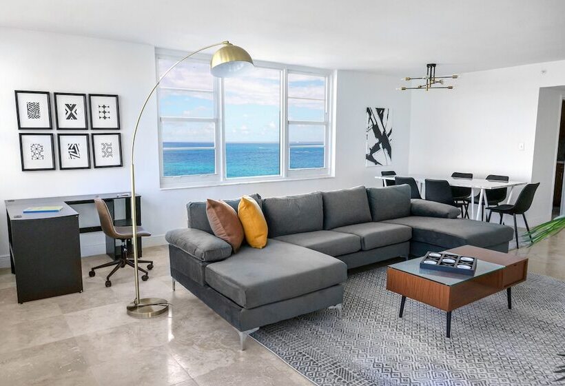 هتل Seacoast Suites On Miami Beach