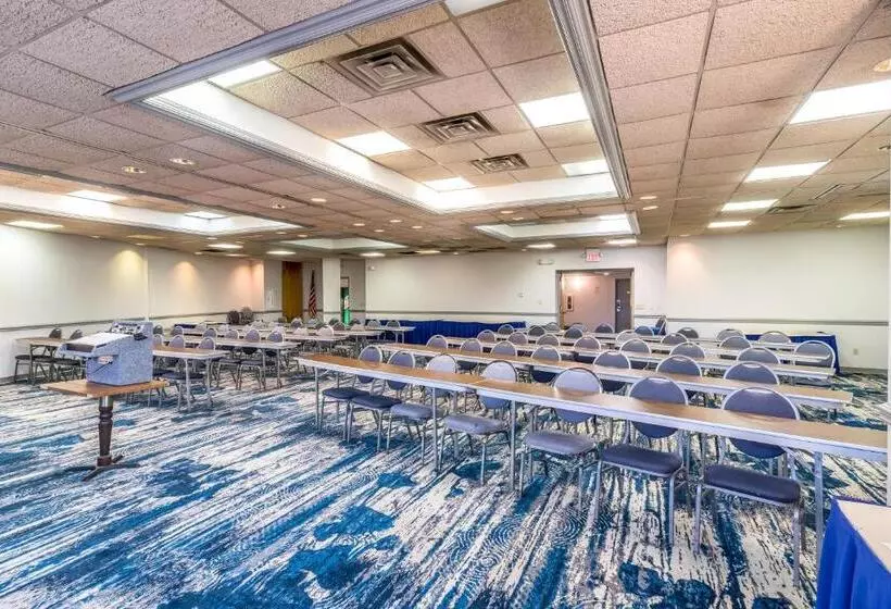 호텔 Crystal Coast Oceanfront