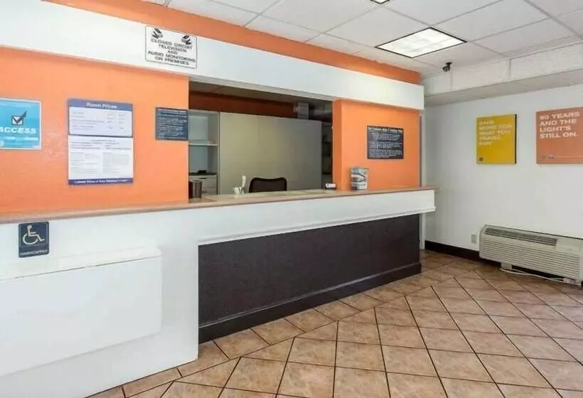 汽车旅馆 Cathedral Hill