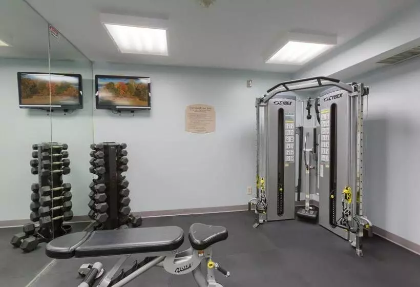 Residences At Daniel Webster