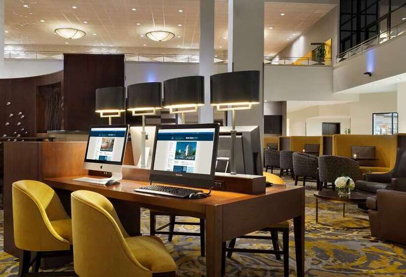 Hilton Stamford Hotel & Executive Meeting Center