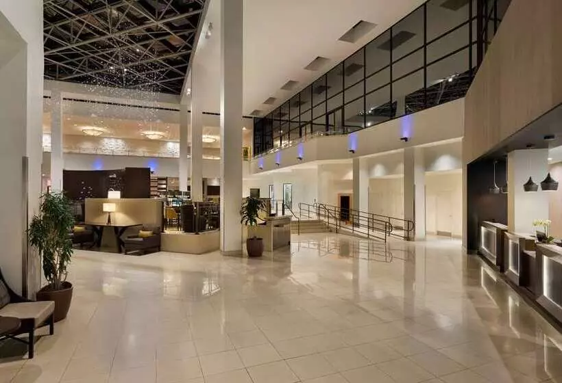 Hilton Stamford Hotel & Executive Meeting Center