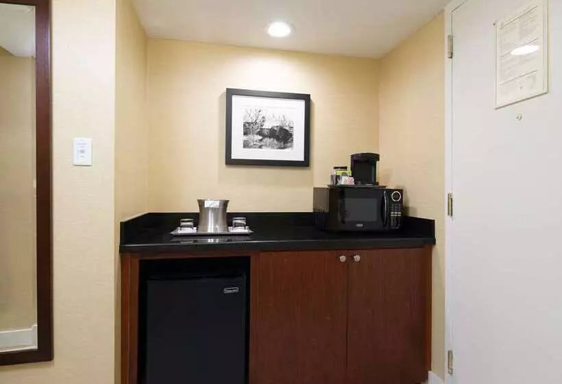 Hilton Stamford Hotel & Executive Meeting Center