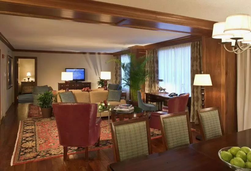 Hilton Stamford Hotel & Executive Meeting Center