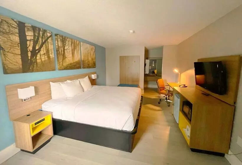 Hotelli Days Inn By Wyndham Raleigh Glenwoodcrabtree