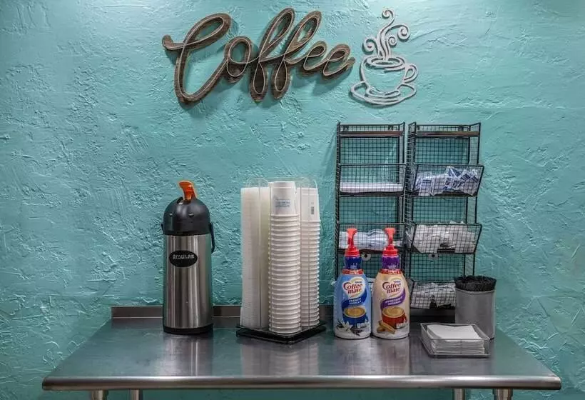 Hotelli Days Inn By Wyndham Raleigh Glenwoodcrabtree