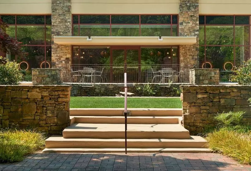 فندق Emory Conference Center