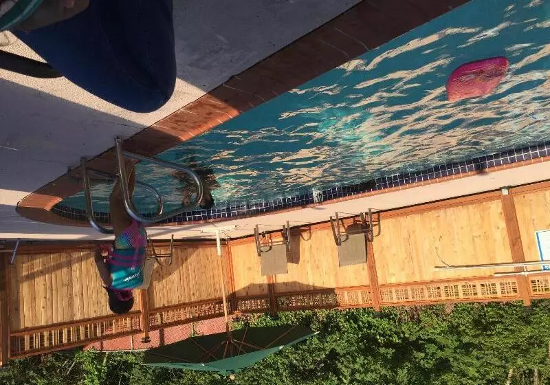 酒店 Evergreen Inn & Suites Portland Airport  Adults Only