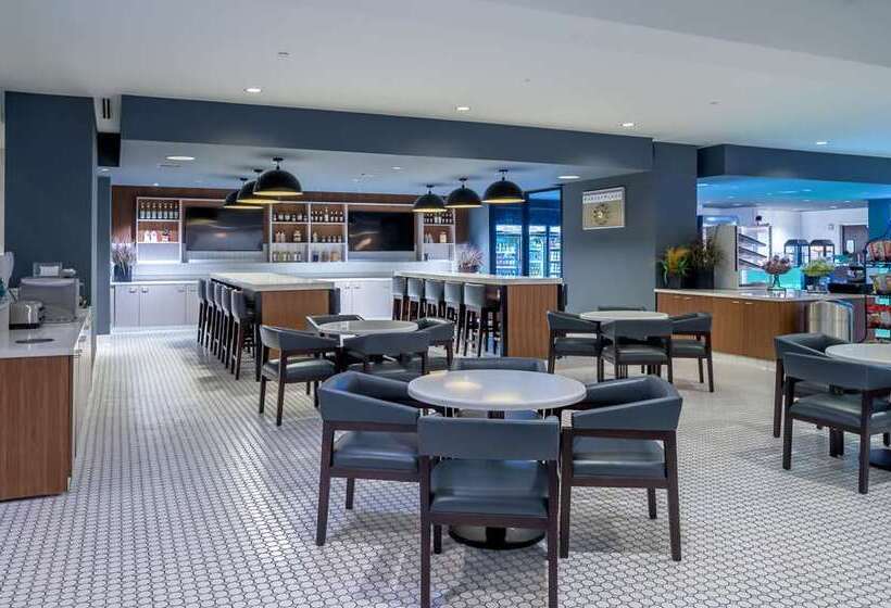 هتل Hilton Atlanta