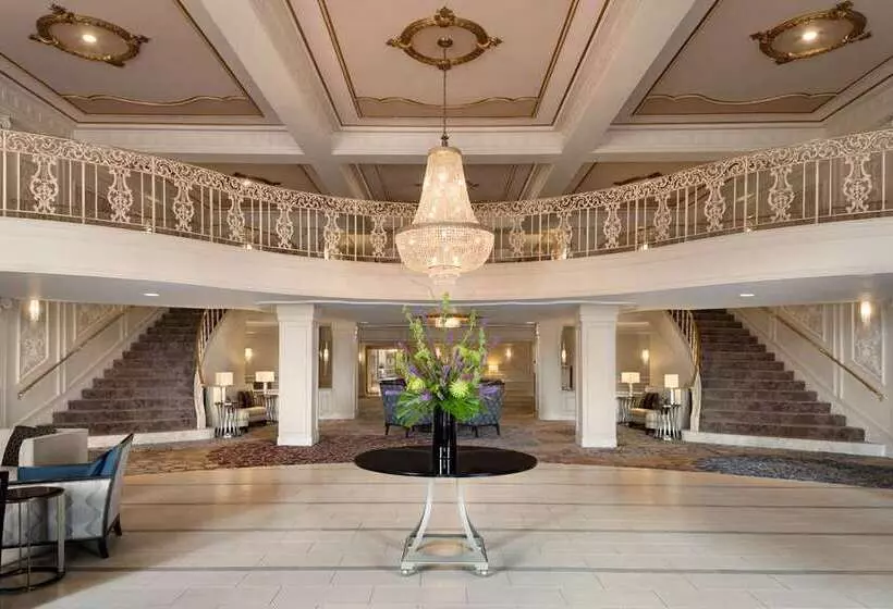 فندق Hilton St. Louis Frontenac