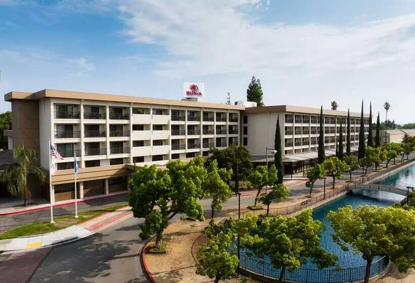 فندق Hilton Stockton